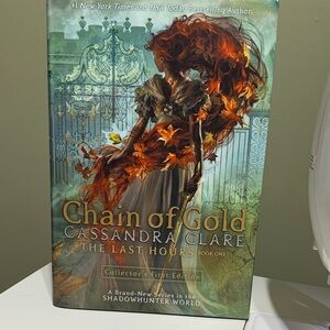 Chain of Gold Book by Cassandra Clare